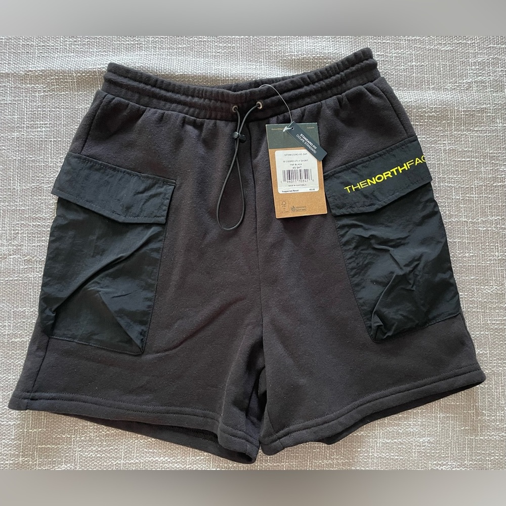 XS MENS NORTHFACE BRAND NEW